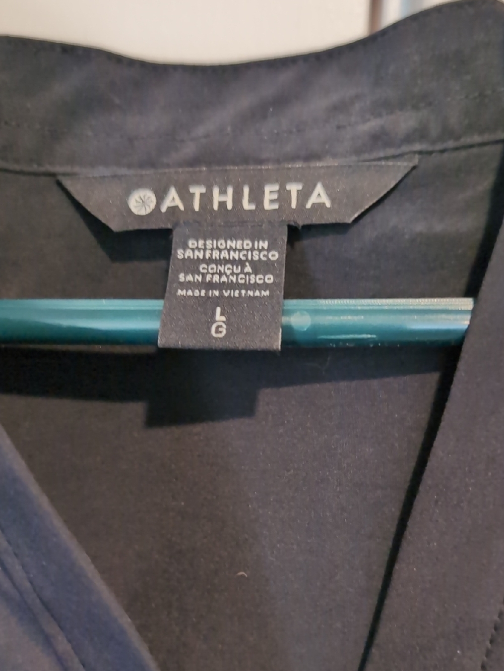 Athleta Black Poplin V-Neck Pullover Top